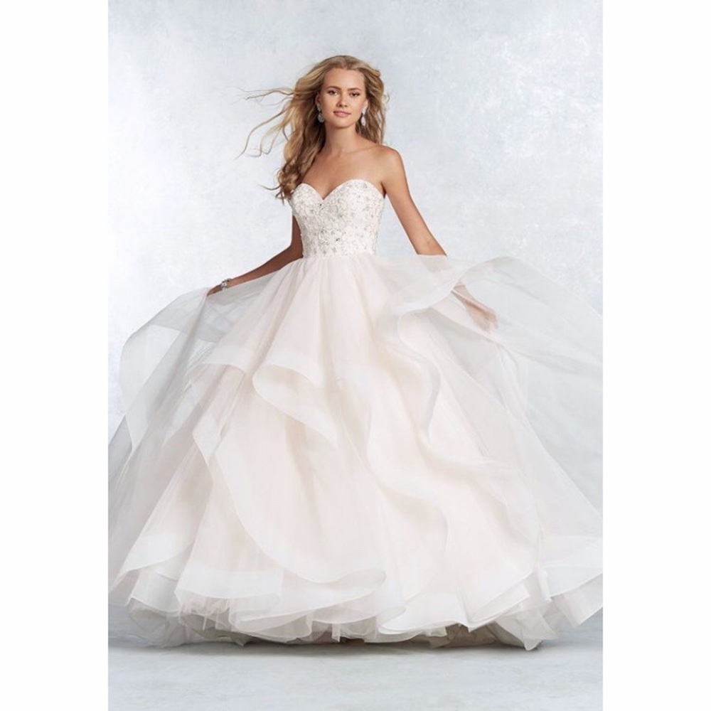 Alfred Angelo Bridal Gown style 2626 ivory sz 0